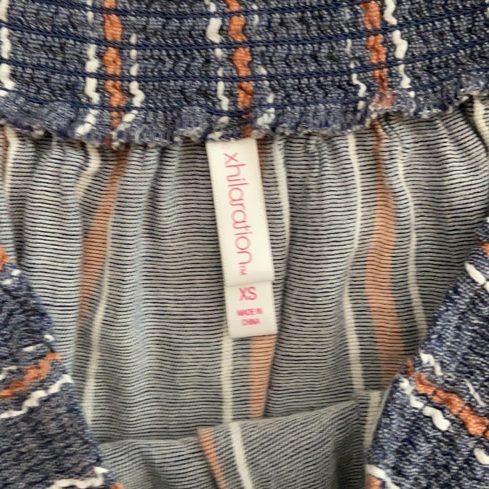 Cropped top - Picture 2 of 2